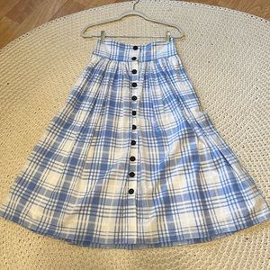 Pristine! Custom made cotton/linen skirt by Fame and Partners